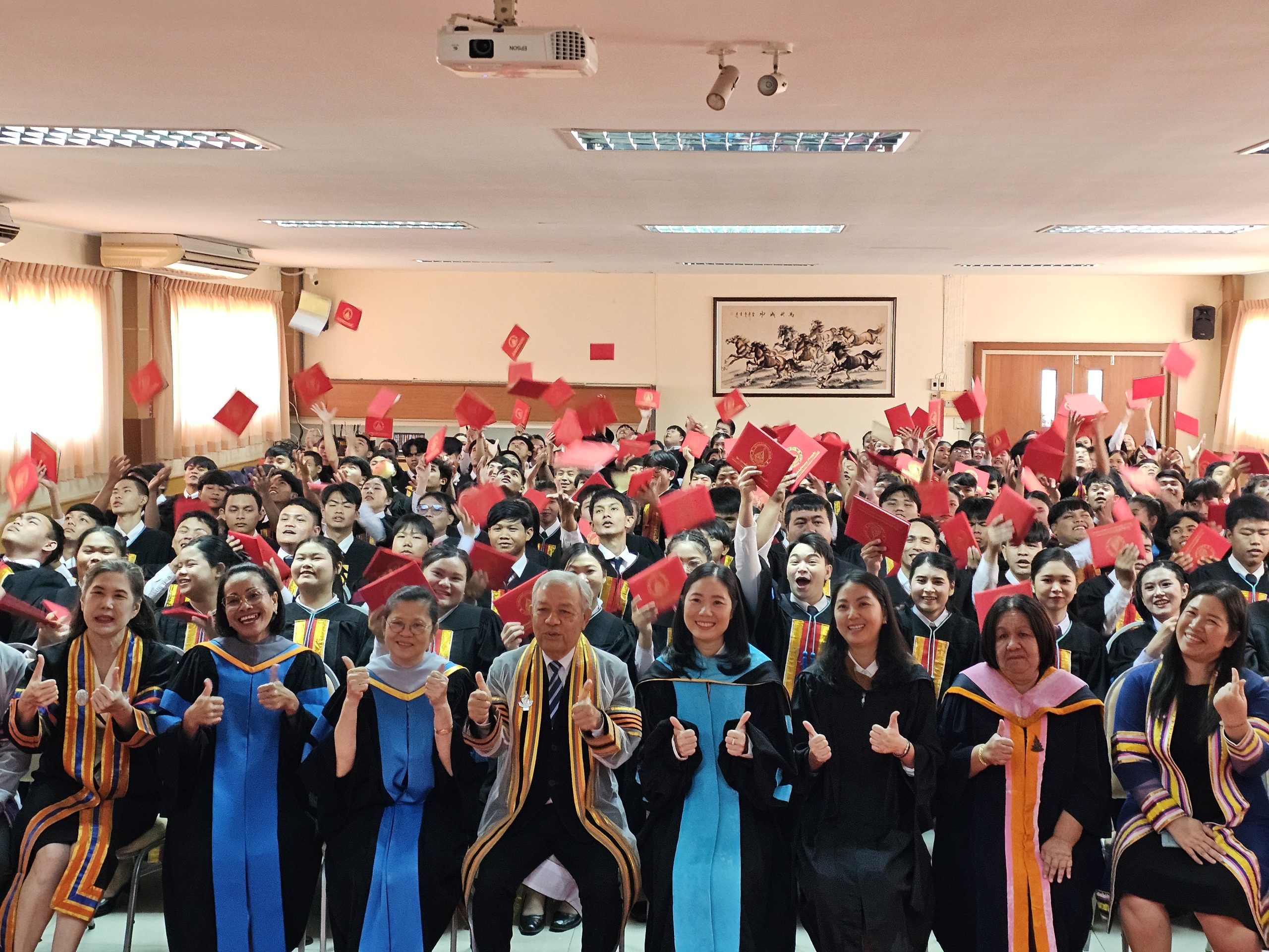 พิธีมอบใบประกาศนียบัตร วันสำเร็จการศึกษาของวิทยาลัยเทคโนโลยีวิศวกรรม บริหารธุรกิจ ประจำปีการศึกษา 2568 ในวันอาทิตย์ที่ 15 มีนาคม 2569